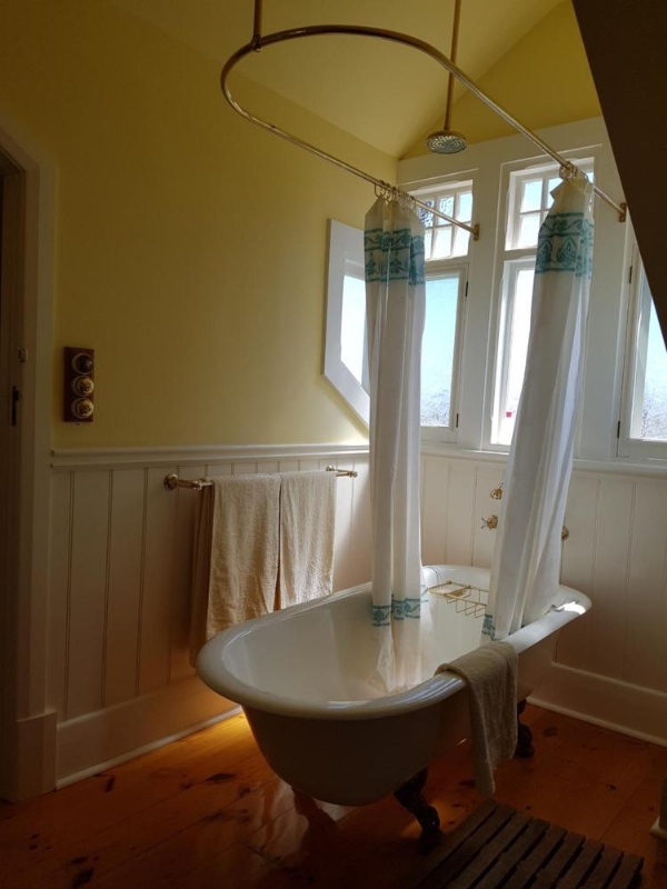 Water Bay Villa Bed & Breakfast image 23
