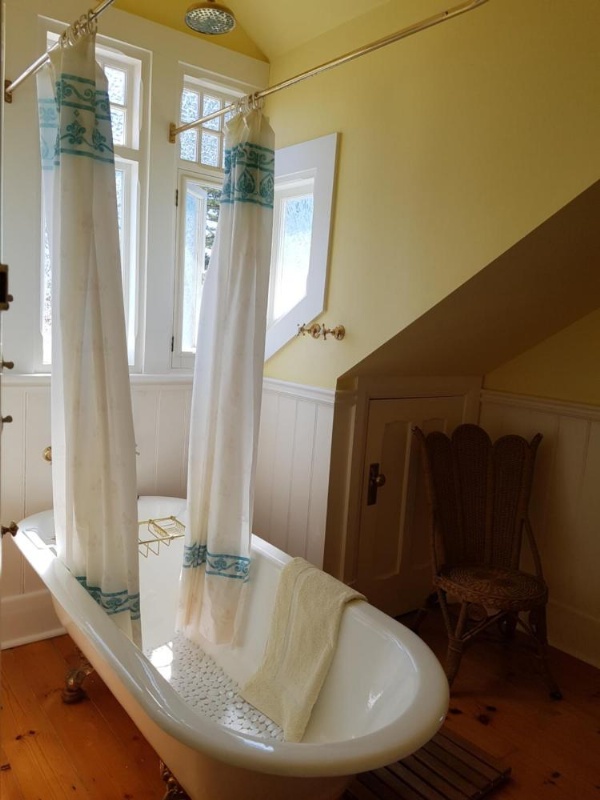Water Bay Villa Bed & Breakfast image 26